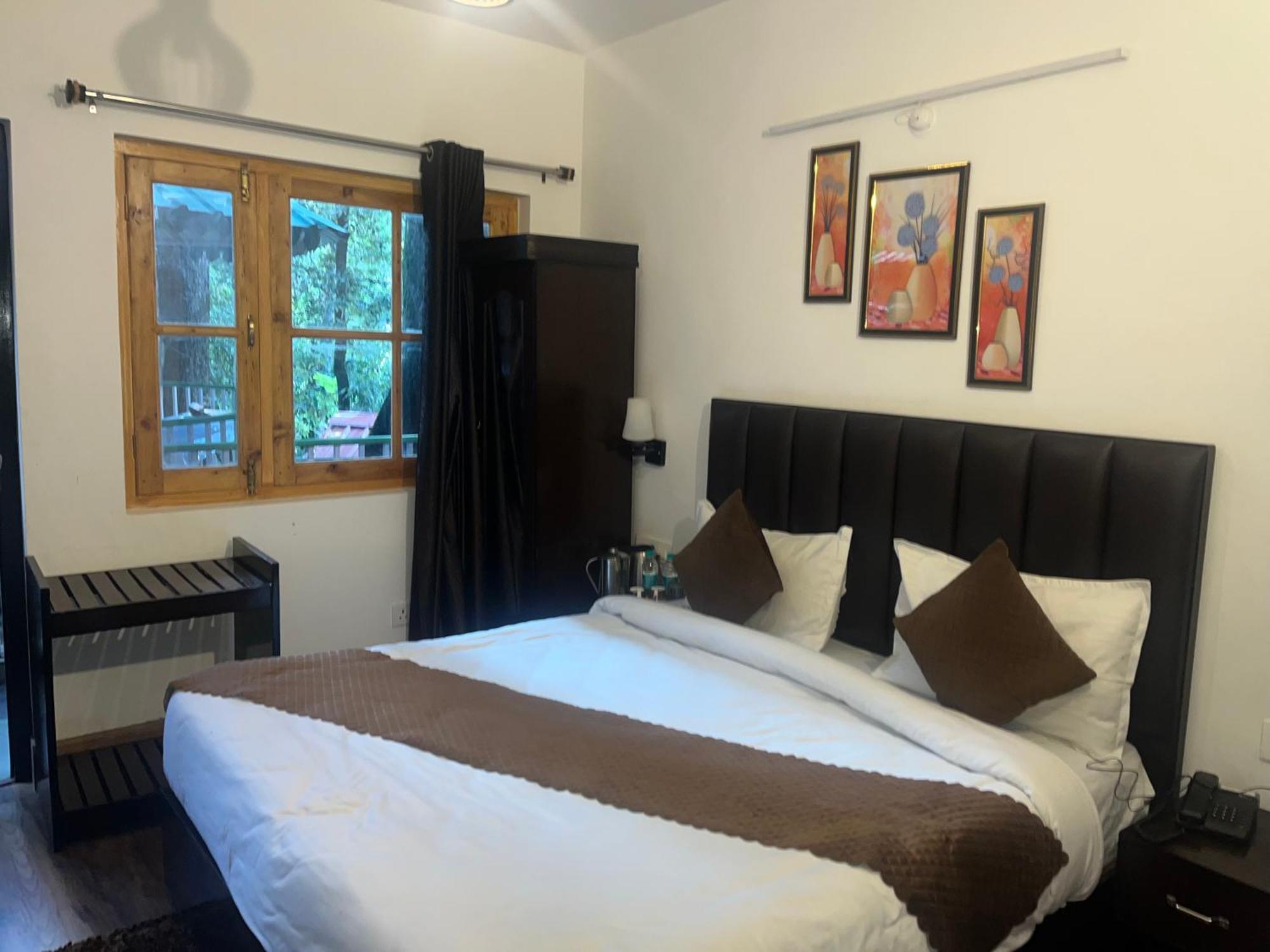 Cedar Woods Resort By Heyan Hotels Nainital Exterior photo
